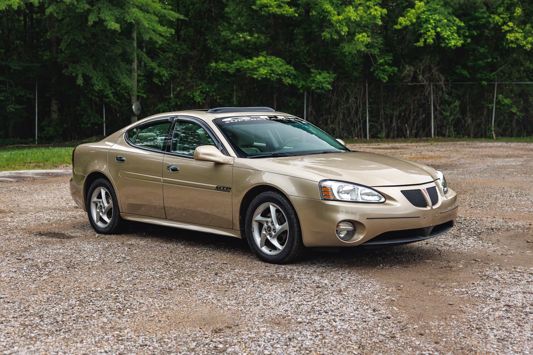 2004 Pontiac Grand Prix 3rd+ Gen - Image 5 of 31