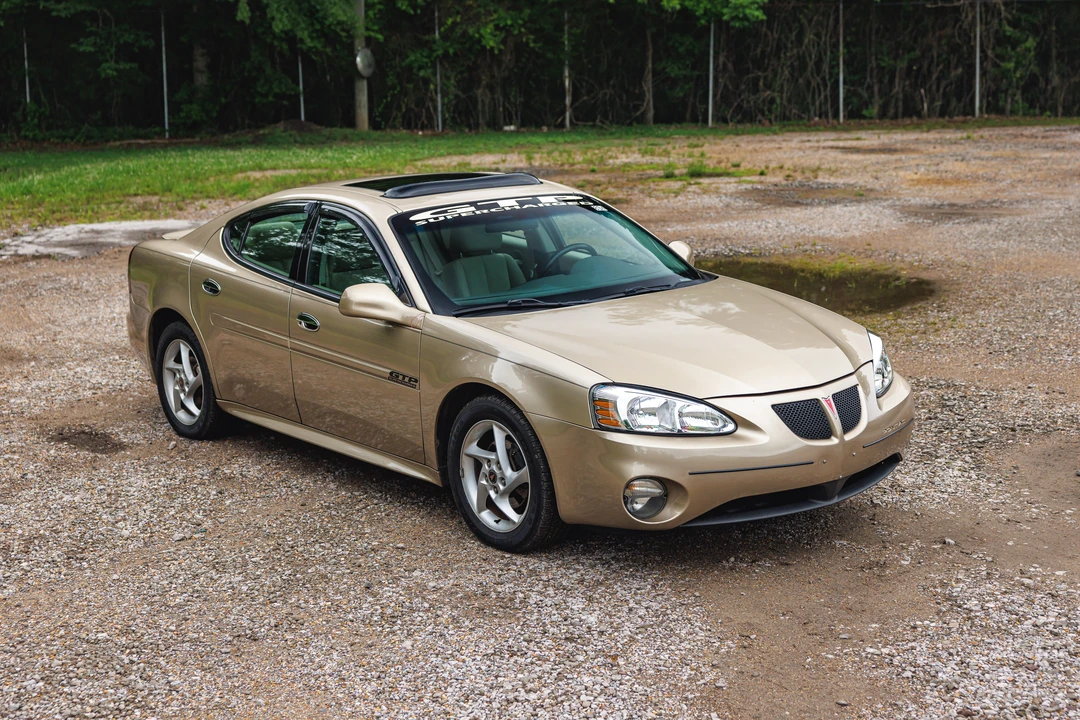 2004 Pontiac Grand Prix 3rd+ Gen - Image 4 of 31
