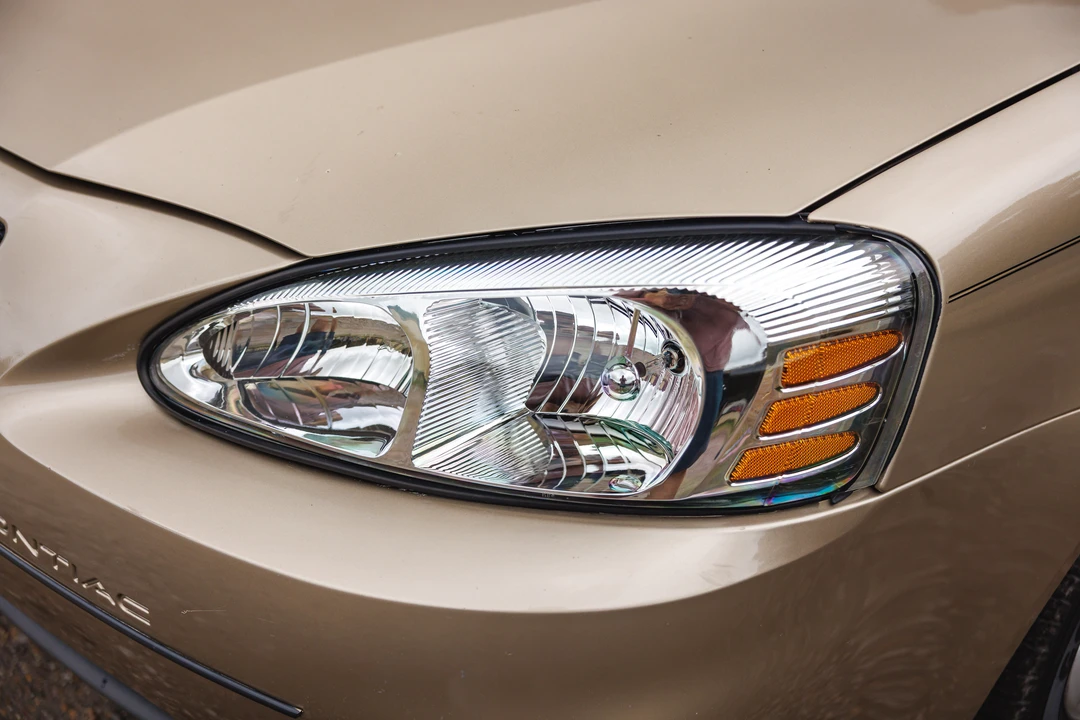 2004 Pontiac Grand Prix 3rd+ Gen - Image 26 of 31