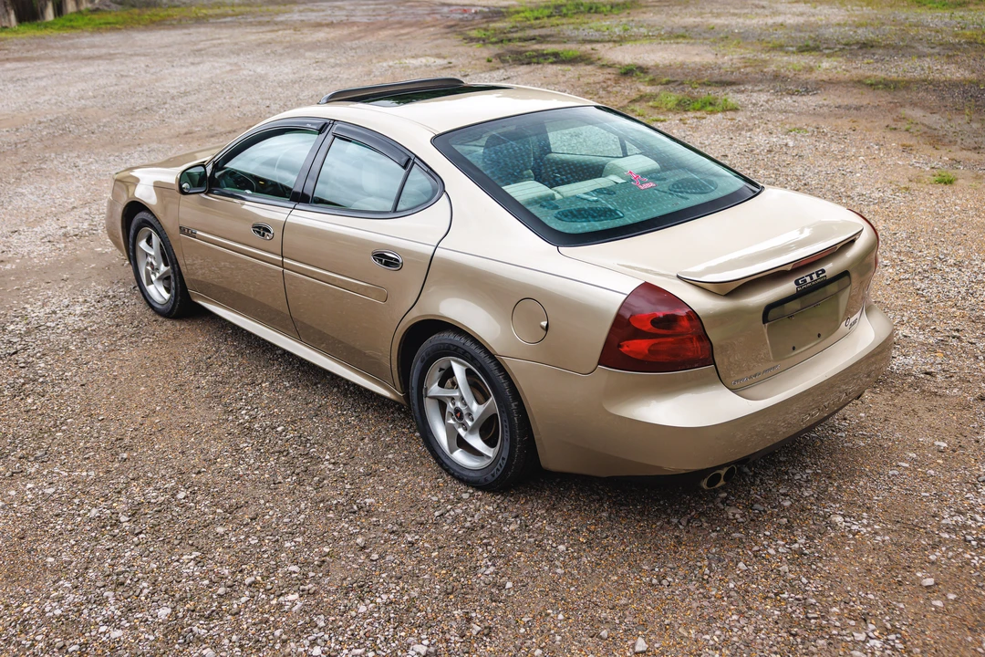 2004 Pontiac Grand Prix 3rd+ Gen - Image 11 of 31