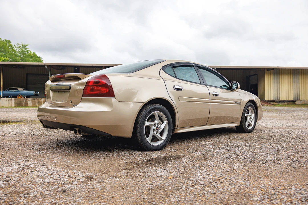 2004 Pontiac Grand Prix 3rd+ Gen - Image 9 of 31