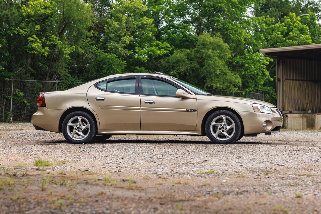 2004 Pontiac Grand Prix 3rd+ Gen - Image 7 of 31