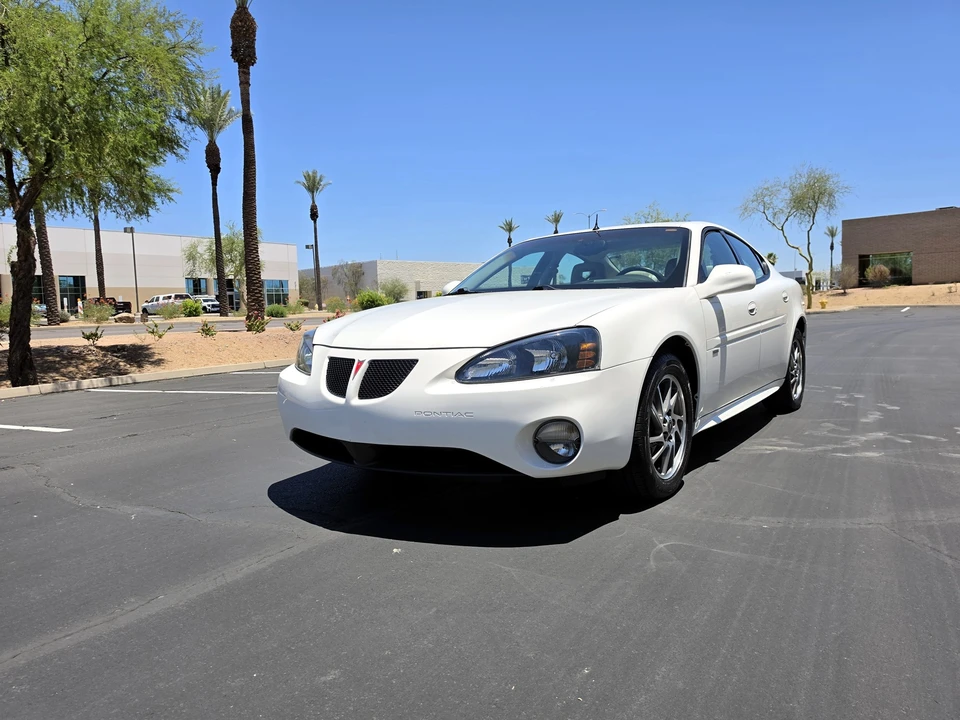 2004 Pontiac Grand Prix 3rd+ Gen - Image 3 of 31