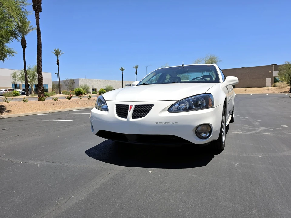 2004 Pontiac Grand Prix 3rd+ Gen - Image 4 of 31