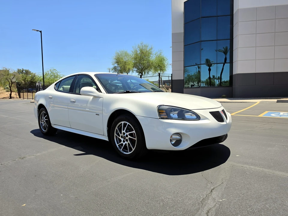 2004 Pontiac Grand Prix 3rd+ Gen - Image 8 of 31