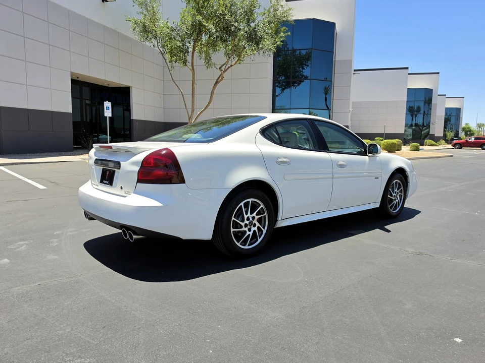 2004 Pontiac Grand Prix 3rd+ Gen - Image 15 of 31