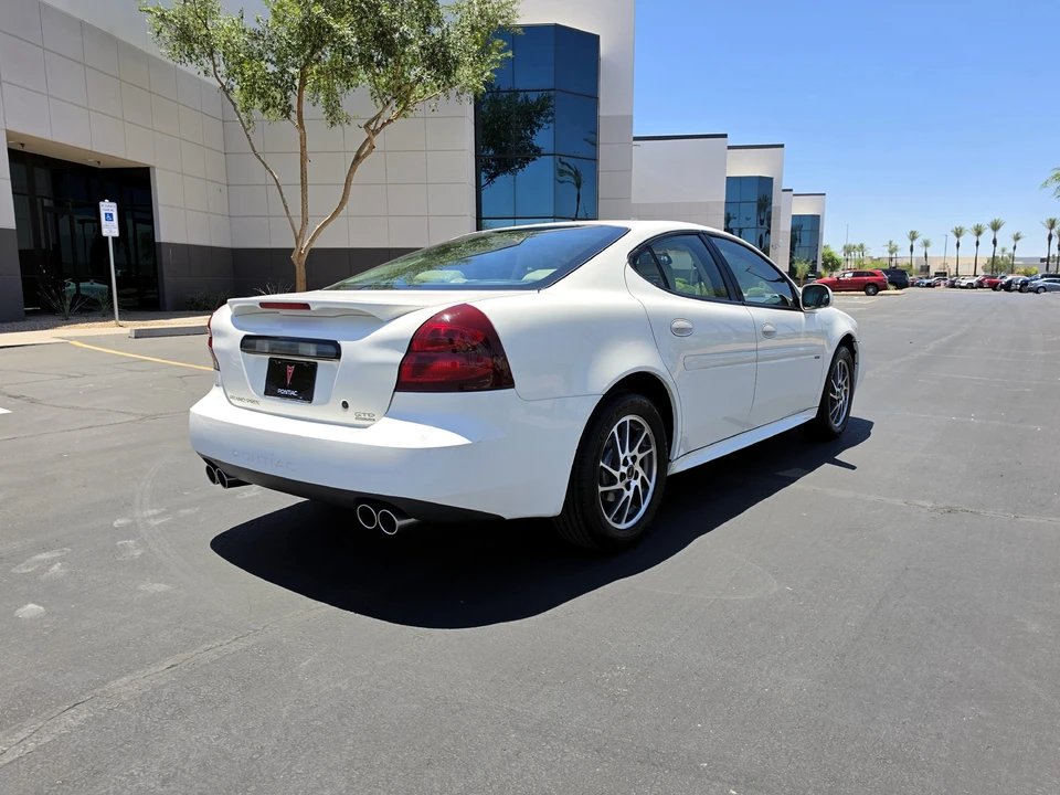 2004 Pontiac Grand Prix 3rd+ Gen - Image 16 of 31