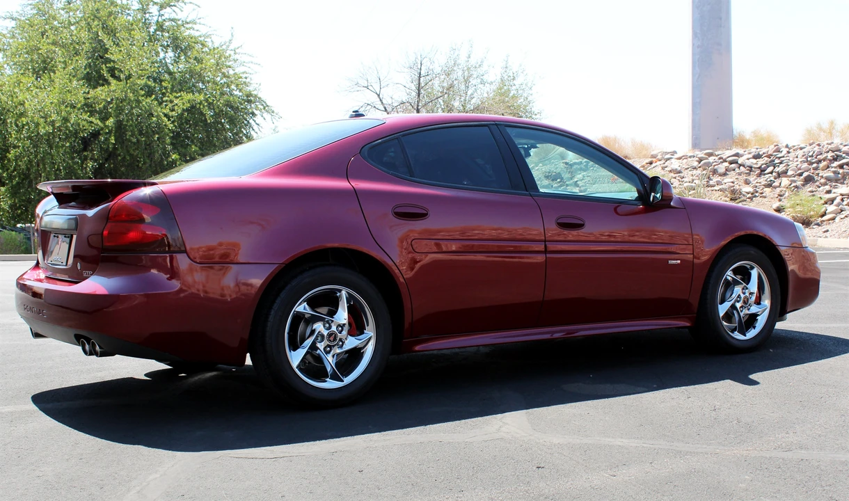 2004 Pontiac Grand Prix 3rd+ Gen - Image 15 of 31