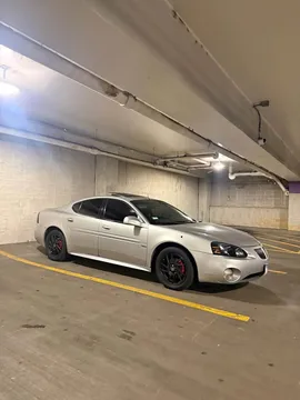 2004 Pontiac Grand Prix GTP Sedan 4D