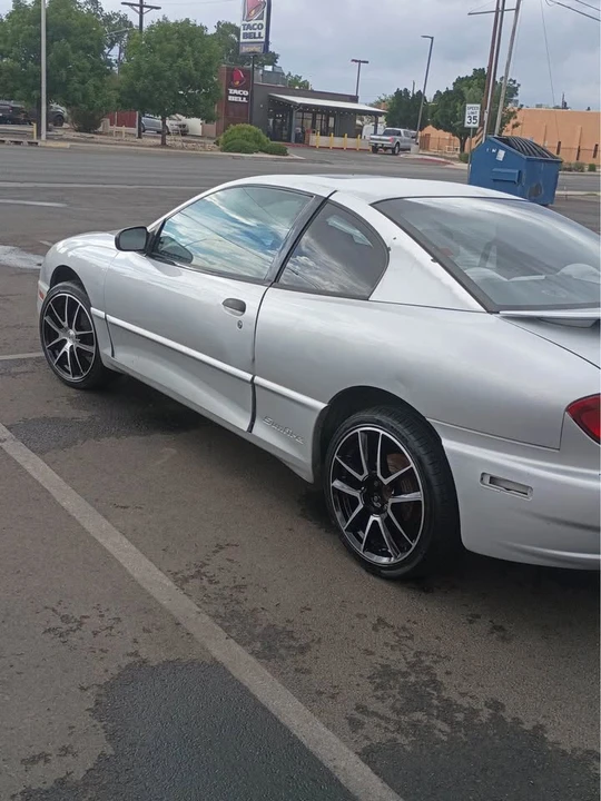 2004 Pontiac Sunfire - Image 5 of 5