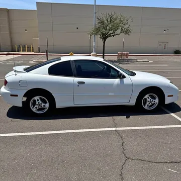 2004 Pontiac Sunfire Coupe 2D