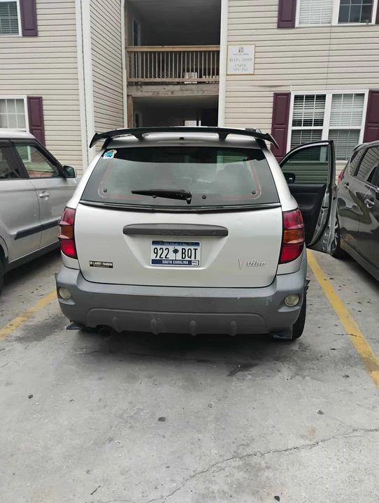 2004 Pontiac Vibe - Image 5 of 17