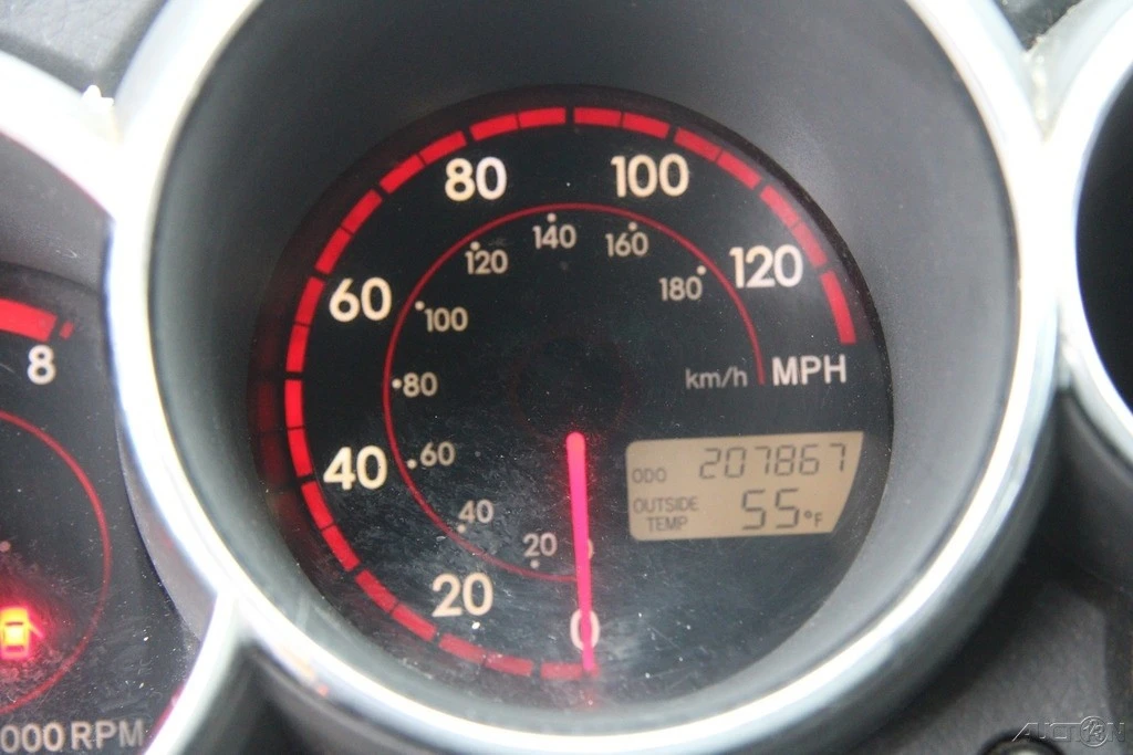 2004 Pontiac Vibe - Image 16 of 21