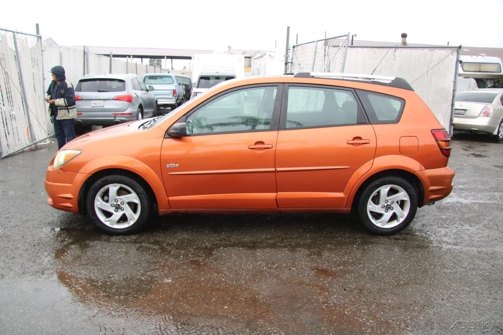 2004 Pontiac Vibe - Image 3 of 21