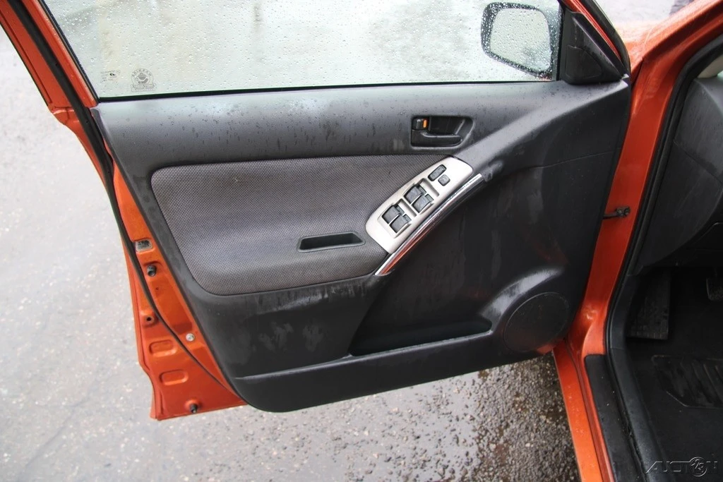 2004 Pontiac Vibe - Image 12 of 21