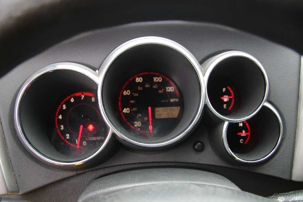 2004 Pontiac Vibe - Image 15 of 21