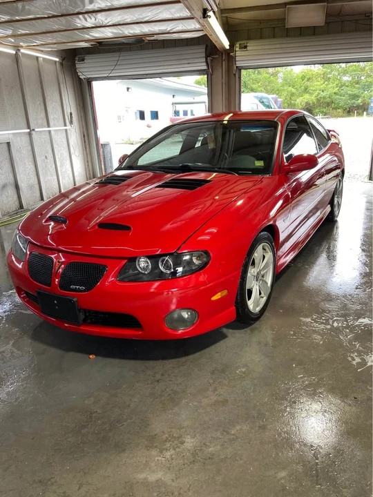 2004 Pontiac GTO 4th Gen - Image 15 of 18