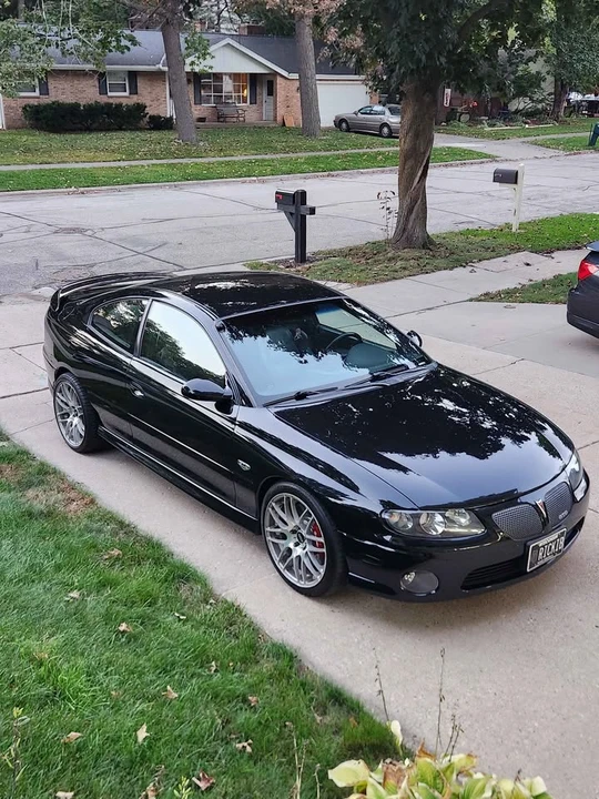 2004 Pontiac GTO 4th Gen - Image 2 of 12