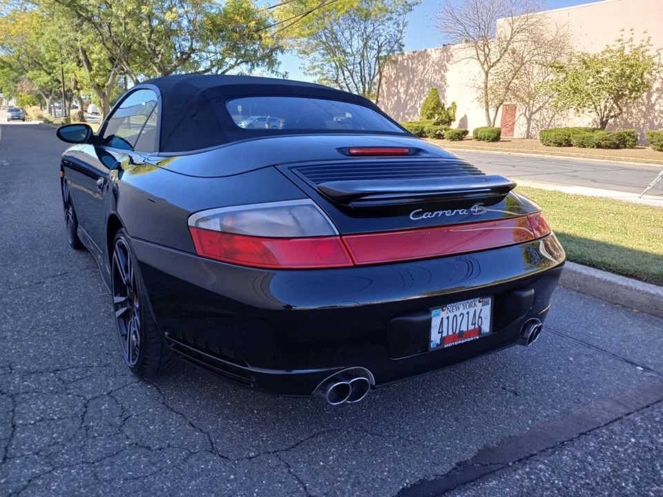 2004 Porsche 996 Carrera - Image 11 of 19