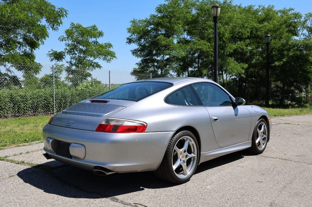 2004 Porsche 911 - Image 7 of 10