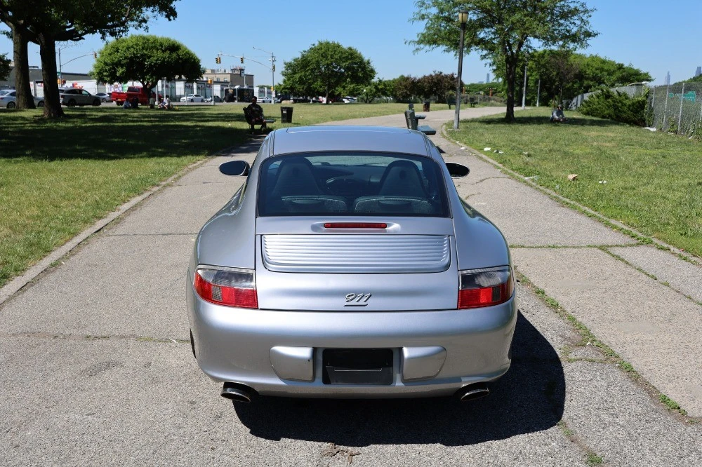 2004 Porsche 911 - Image 6 of 10