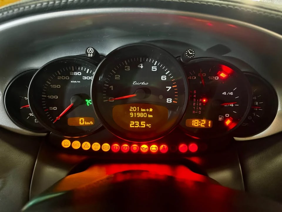 2004 Porsche 996 Turbo - Image 9 of 14