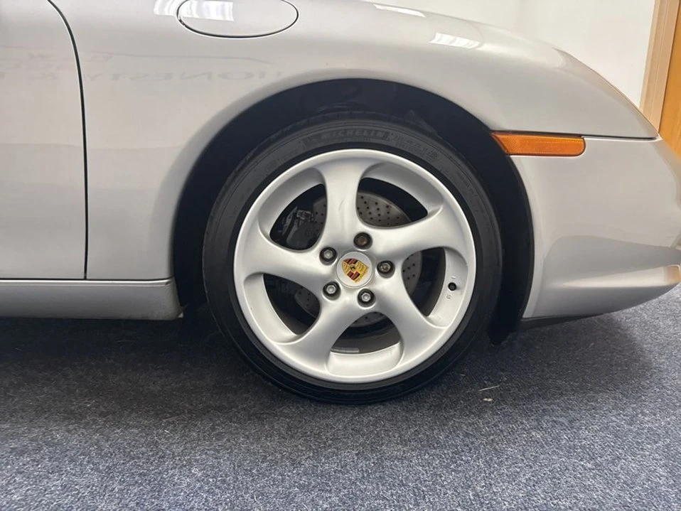 2004 Porsche 996 Carrera - Image 11 of 20
