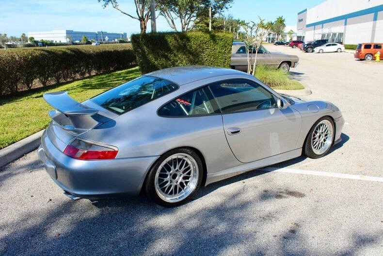 2004 Porsche 996 Carrera 4 - Image 17 of 21