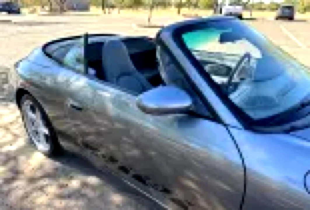 2004 Porsche 996 Carrera 4 - Image 7 of 21