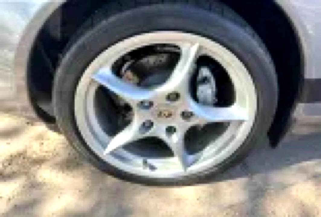 2004 Porsche 996 Carrera 4 - Image 16 of 21