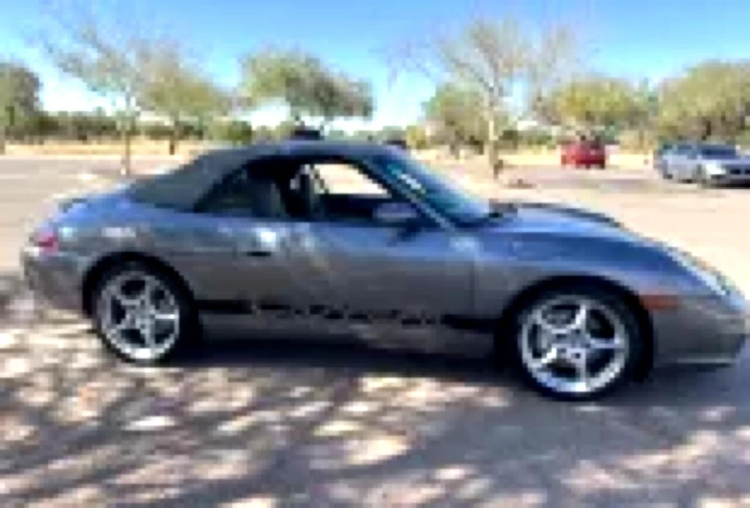 2004 Porsche 996 Carrera 4 - Image 6 of 21