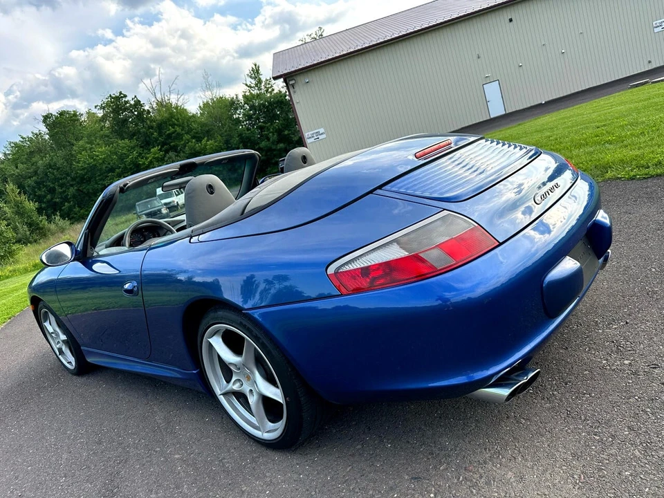 2004 Porsche 996 Carrera - Image 11 of 21