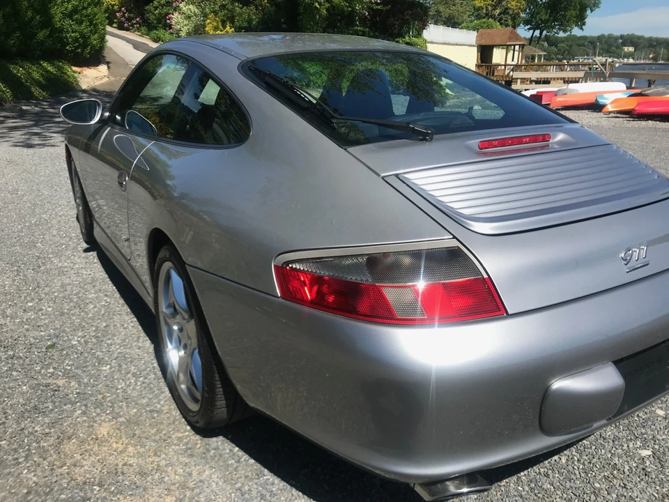 2004 Porsche 996 Carrera - Image 8 of 31