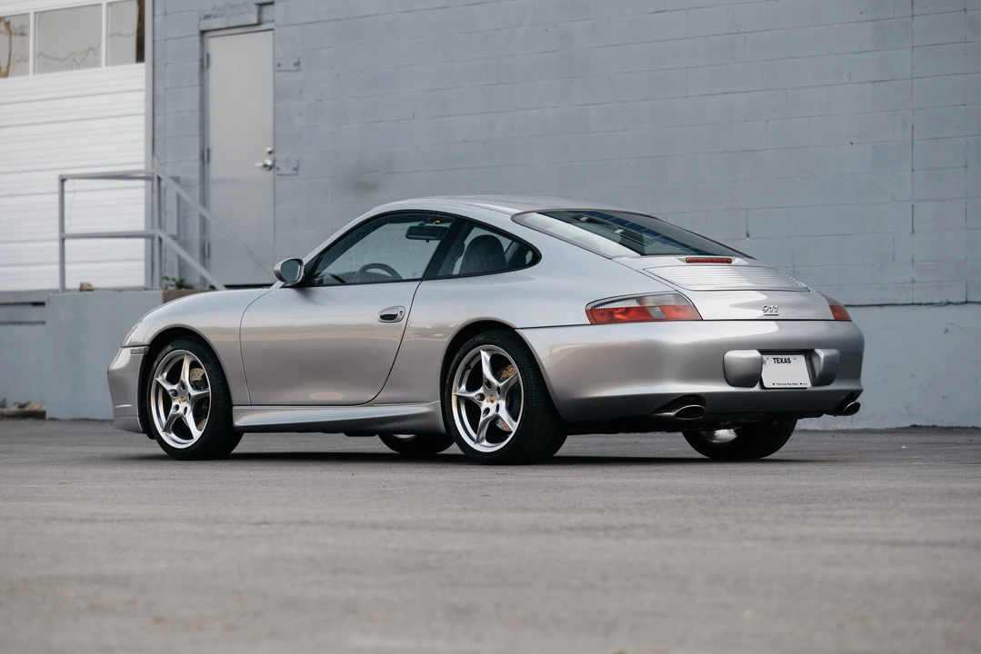 2004 Porsche 996 Carrera - Image 25 of 31