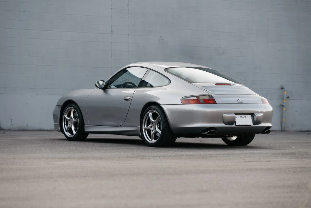2004 Porsche 996 Carrera - Image 24 of 31