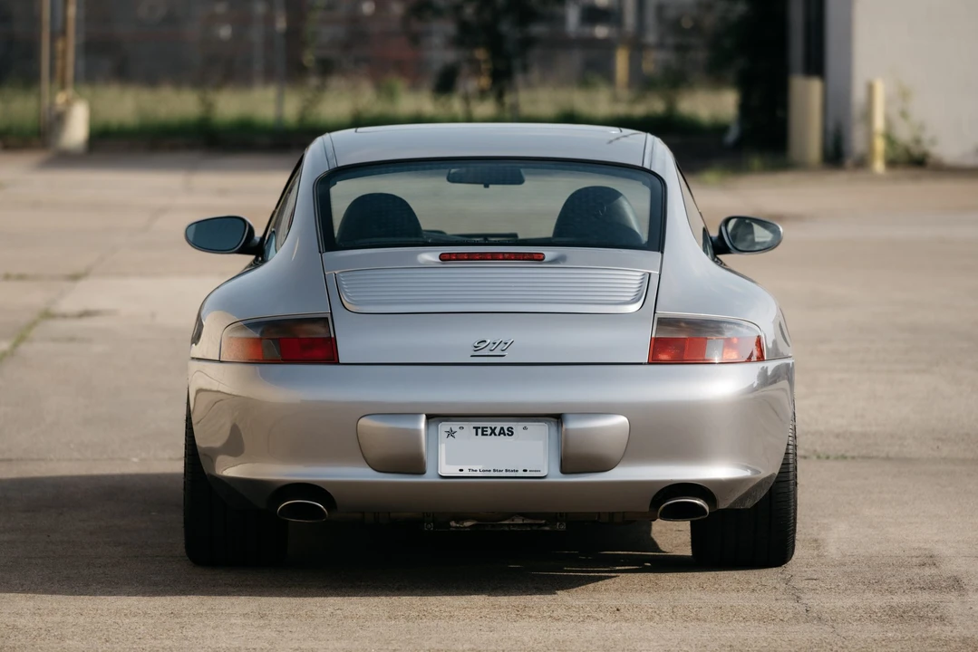 2004 Porsche 996 Carrera - Image 8 of 31