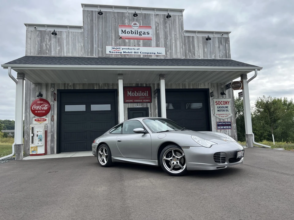 2004 Porsche 996 Carrera 4S - Image 9 of 31