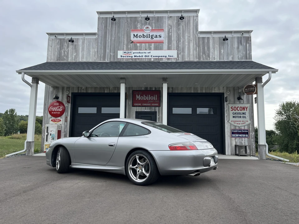 2004 Porsche 996 Carrera 4S - Image 4 of 31