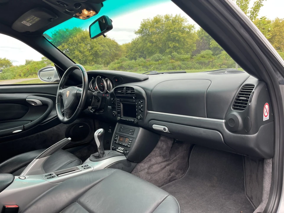 2004 Porsche 996 Carrera 4S - Image 17 of 31