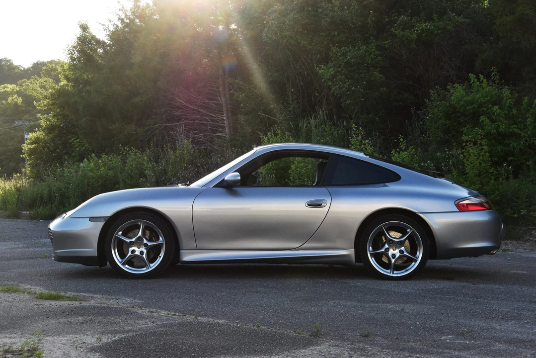 2004 Porsche 996 Carrera - Image 9 of 31