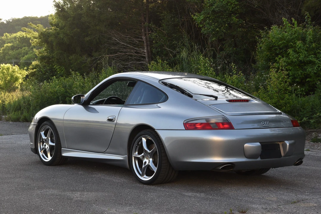 2004 Porsche 996 Carrera - Image 15 of 31