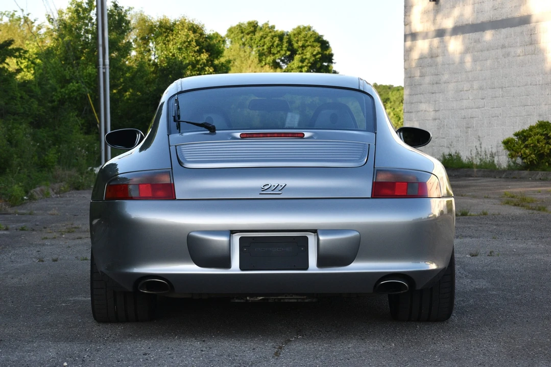 2004 Porsche 996 Carrera - Image 17 of 31