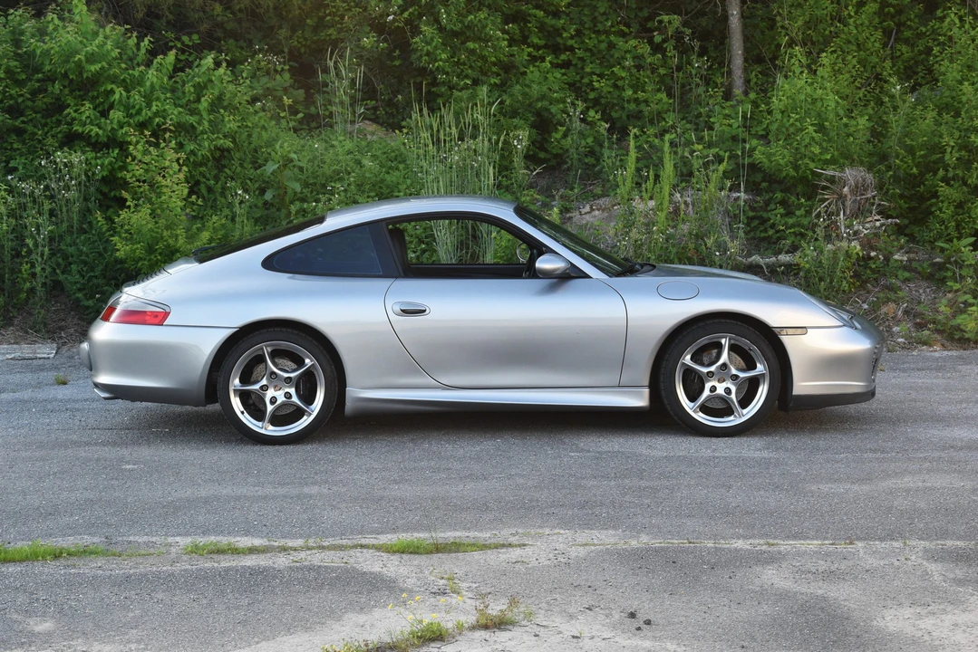 2004 Porsche 996 Carrera - Image 24 of 31