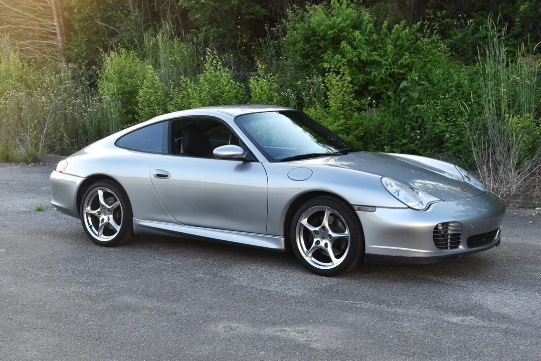 2004 Porsche 996 Carrera - Image 26 of 31