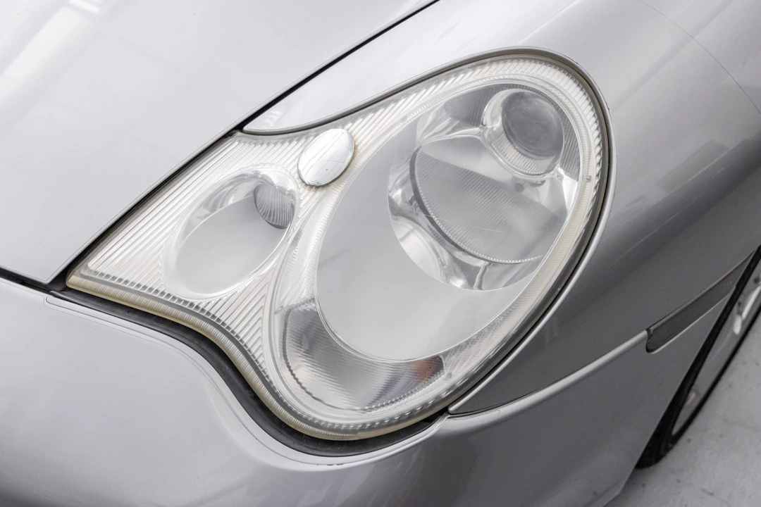 2004 Porsche 996 Carrera - Image 29 of 31