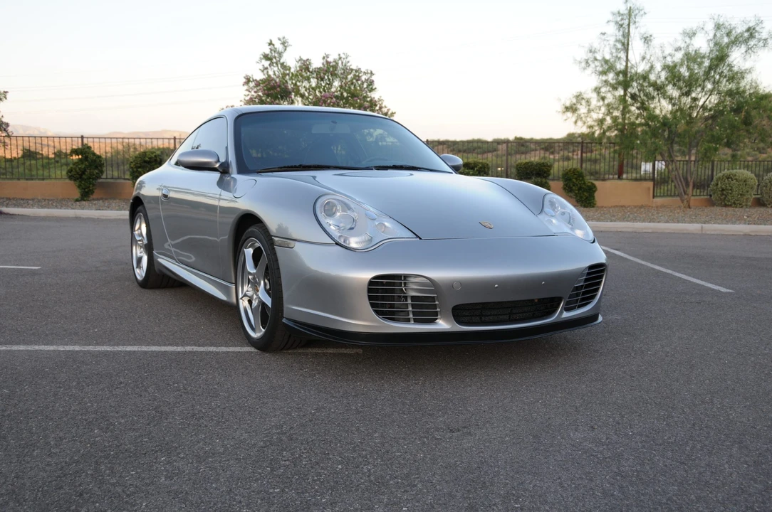 2004 Porsche 996 Carrera - Image 9 of 31