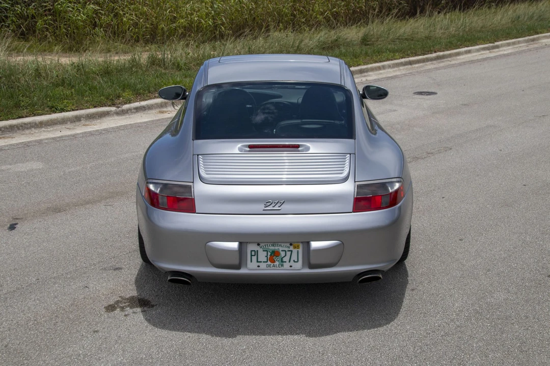 2004 Porsche 996 Carrera - Image 9 of 31