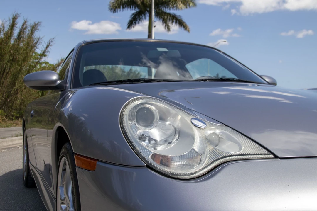 2004 Porsche 996 Carrera - Image 24 of 31