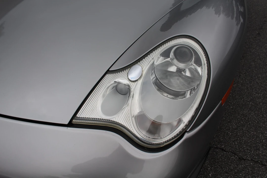 2004 Porsche 996 Carrera - Image 17 of 31