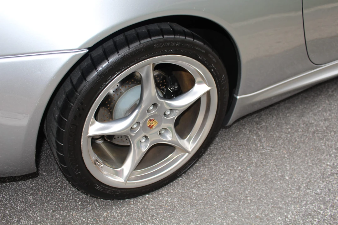 2004 Porsche 996 Carrera - Image 24 of 31